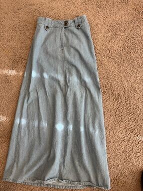 LONDONJEAN Light Blue Maxi Denim Skirt with Button Waist